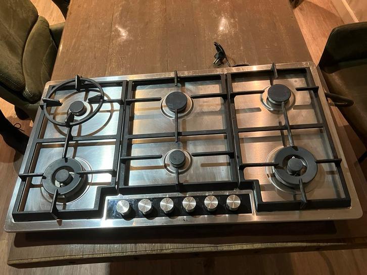 RVS 6-pits gasfornuis met wokbrander – netjes & goed werkend, Witgoed en Apparatuur, Kookplaten, Zo goed als nieuw, Vrijstaand