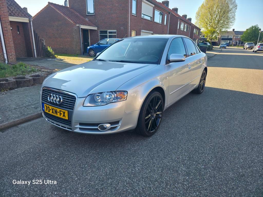 Audi A4 2.0 96KW 2007 Grijs, Voorwielaandrijving, Stof, 4 cilinders, A4