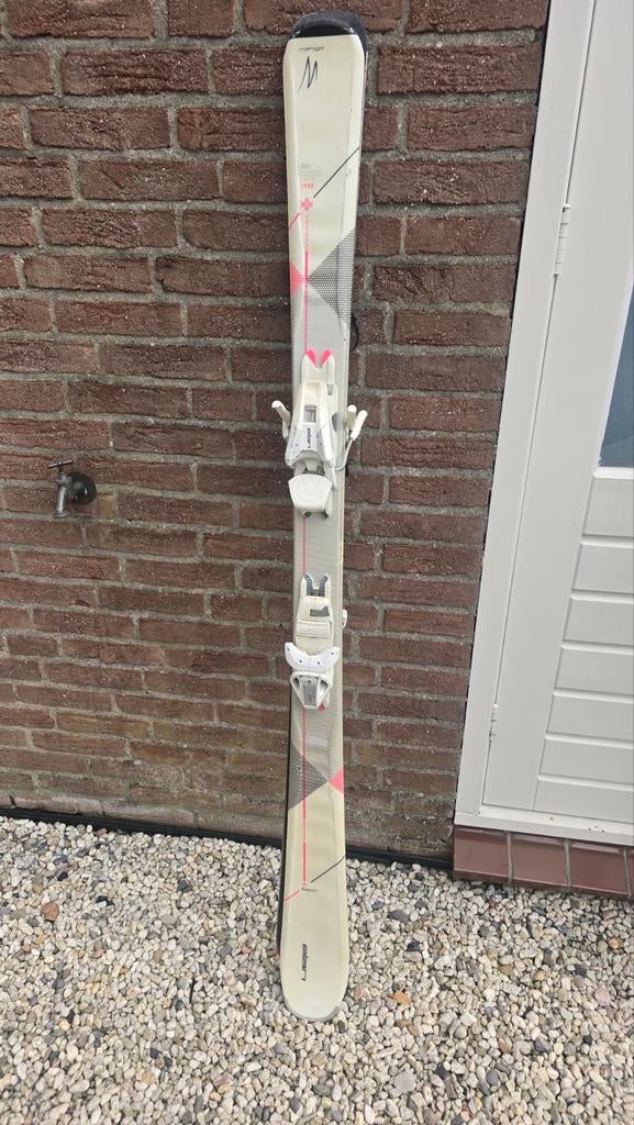 Elan ski's 152cm, Ophalen