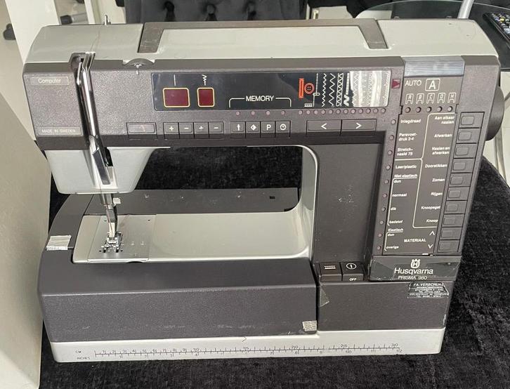 Husqvarna prisma 980 naaimachine, Hobby en Vrije tijd, Naaimachines en Toebehoren, Zo goed als nieuw, Naaimachine, Husqvarna, Ophalen
