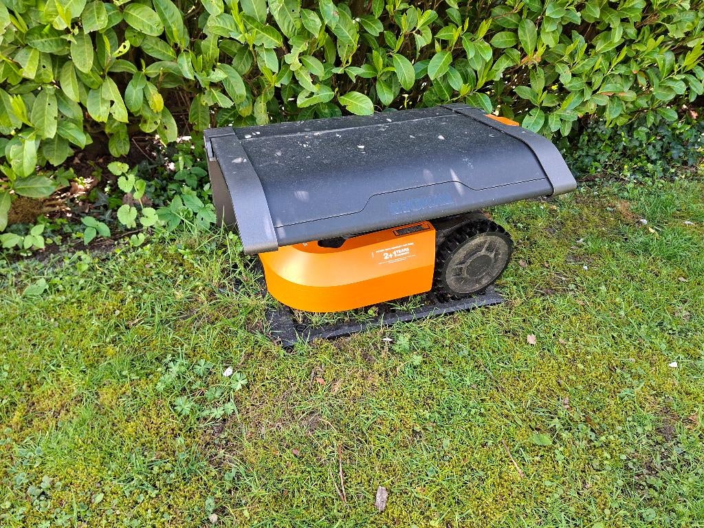 Worx Landroid M500 WR165E Robotmaaier, Gebruikt, Bestuurbaar via app, Worx, Ophalen of Verzenden