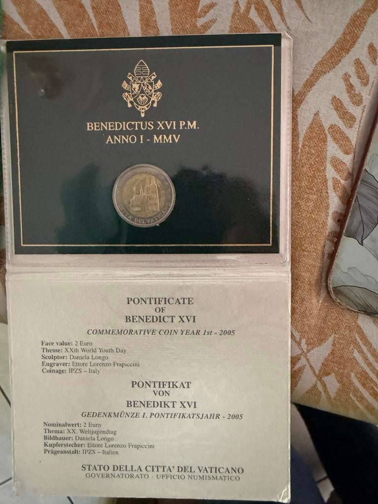 Vaticaanstad 2 Euro Herdenkingsmunt 2005 - Benedictus XVI, Postzegels en Munten, Ophalen of Verzenden, Vaticaanstad, 2 euro, Losse munt