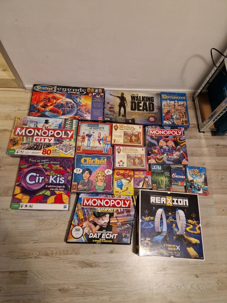 Verschillende bordspellen, Ophalen, Zo goed als nieuw