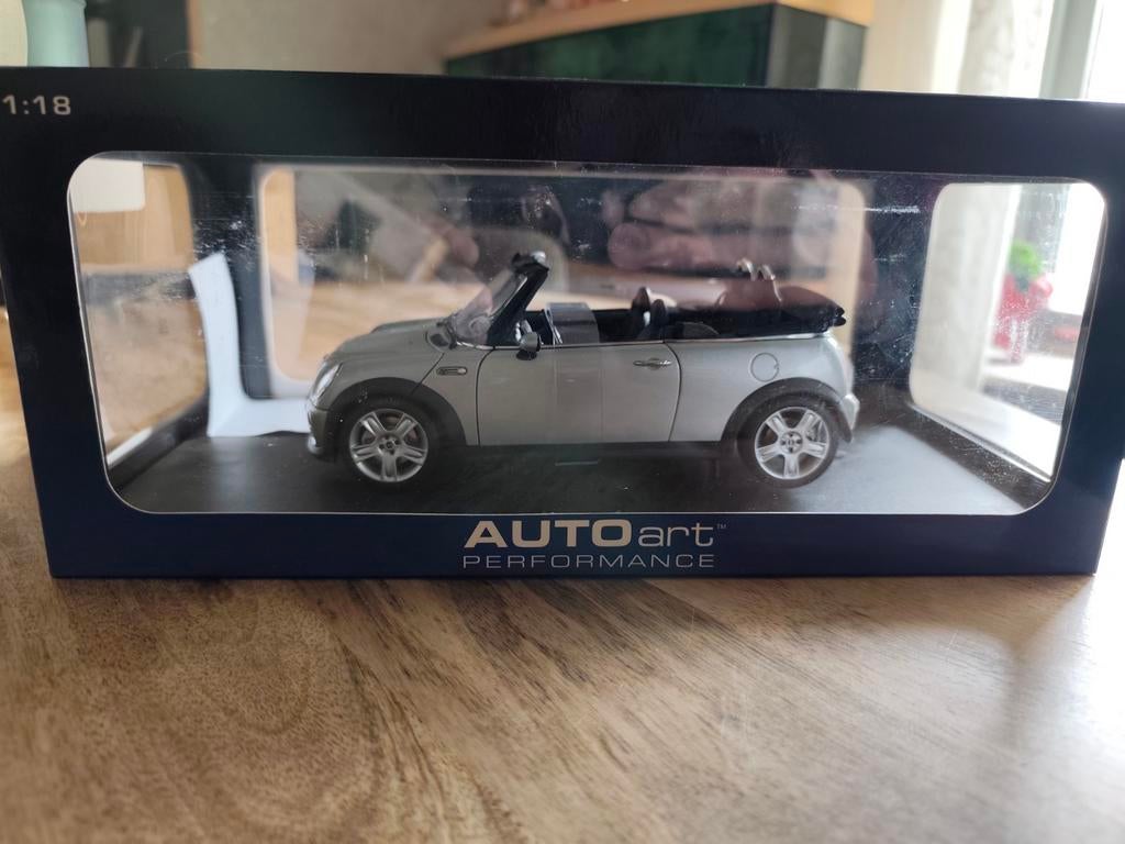 Autoart Mini Cooper Cabriolet 1:18 Modelauto, Ophalen, Zo goed als nieuw, Autoart
