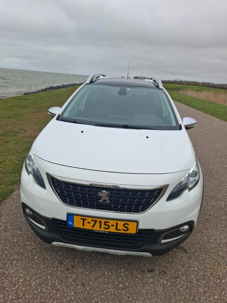 Peugeot 2008 1.2 GT line 130pk 2017 Wit, Auto's, Peugeot, Particulier, 360° camera, ABS, Achteruitrijcamera, Adaptive Cruise Control