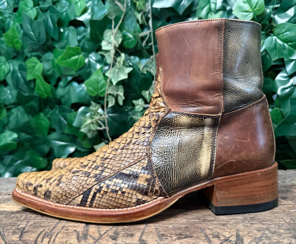 bijna Nieuwe prachtige python laarzen van Sendra maat 43, Kleding | Heren, Schoenen, Sendra, Bruin, Boots, Ophalen of Verzenden