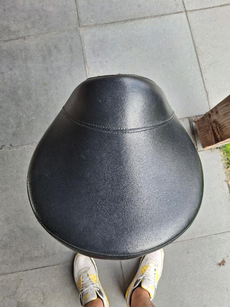 Ergonomische zadelkruk, Zwart, Ophalen of Verzenden, Zo goed als nieuw, Bureaustoel