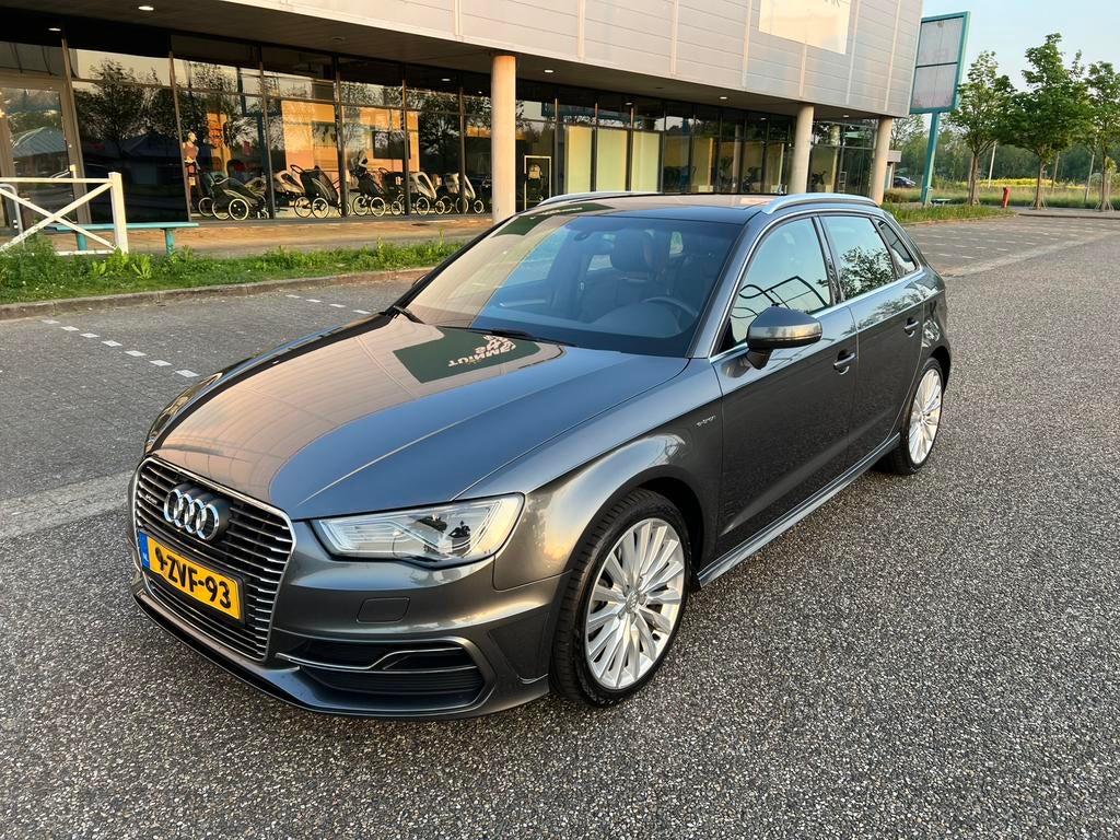 Audi A3 1.4 Tfsi 204pk PHEV/S-Line/PANO/18-inch/V, Auto's, 4 cilinders, USB, 1395 cc, 149 pk