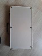 Pokerset in aluminium koffer met fiches en dobbelstenen, Ophalen, Onbekend, Vijf spelers of meer, Zo goed als nieuw