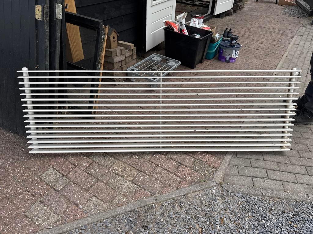 Gebruikte badkamerradiator 200x60 cm, Doe-het-zelf en Verbouw, Verwarming en Radiatoren, Ophalen, Gebruikt, Radiator, 150 cm of meer