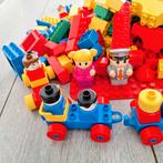 Duplo stenen met poppetjes en bouwplaat in goede staat., Ophalen, Gebruikt