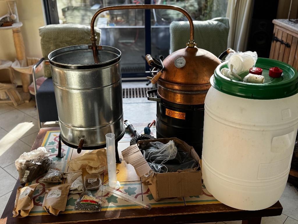 Semi professionele distillatieketel met extra's, Ophalen, Zo goed als nieuw