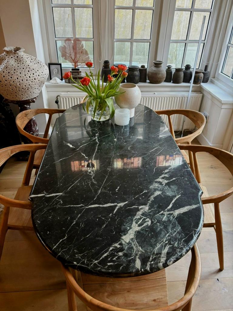 Prachtige marmeren Nero Marquina eettafel 6 persoons, 200 cm of meer, Zo goed als nieuw, Rechthoekig, 50 tot 100 cm