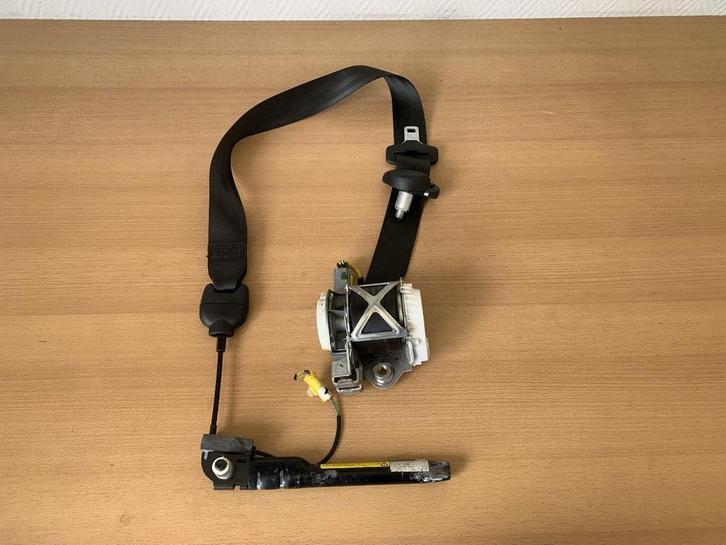 ford ka II 2008 tot 2016 veiligheidsgordel Rechts + spanner, Auto-onderdelen, Interieur en Bekleding, Ford, Gebruikt, Ophalen of Verzenden