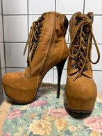 Hoge hakken pumps/ timbaland lookalike pumps, Ophalen of Verzenden, Zo goed als nieuw, Beige