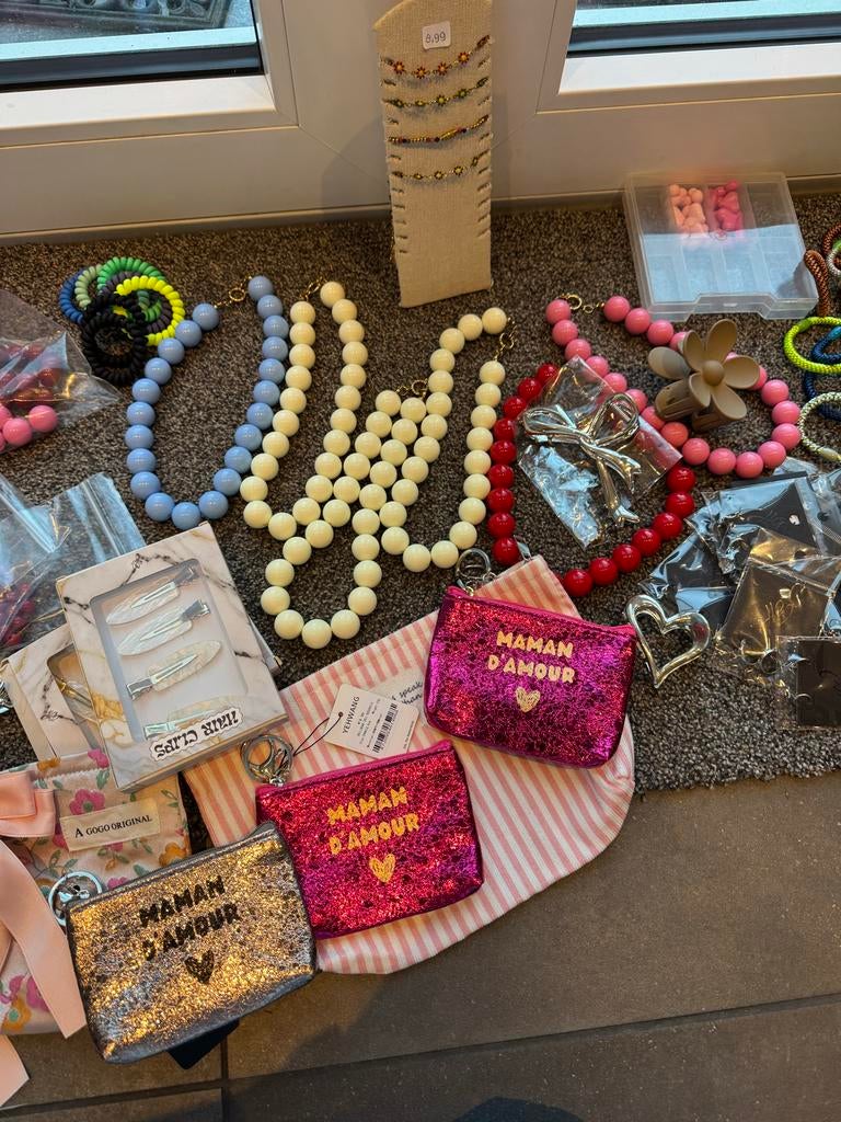 Partij sieraden en accessoires, Blauw, Kunststof of Plastic, Nieuw, Ophalen of Verzenden