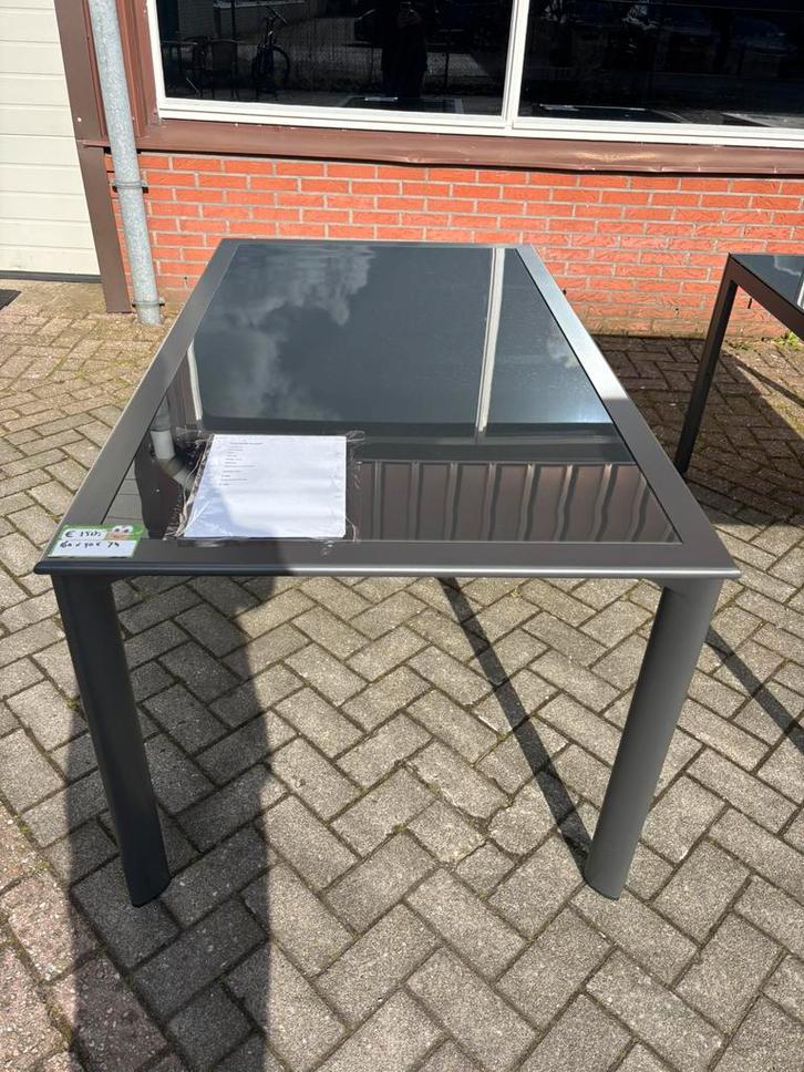 Tuintafels / buiten tafels meerdere soorten, Tuin en Terras, Tuintafels, Nieuw, Rechthoekig, Ophalen