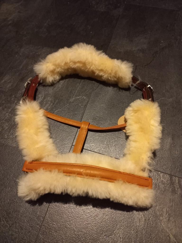 Partij lederen halsters met bont mt. Pony, Ophalen of Verzenden, Nieuw, Overige soorten