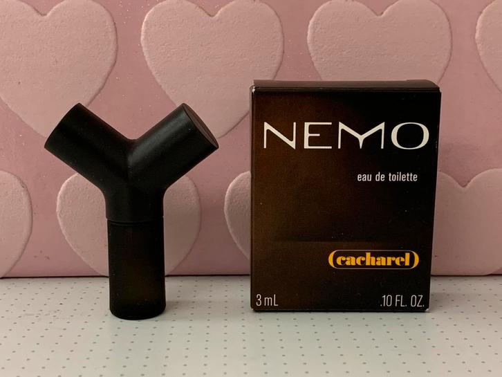 Cacharel nemo 3ml eau de toilette miniatuur, Verzamelen, Parfumverzamelingen, Nieuw, Miniatuur, Gevuld, Ophalen of Verzenden