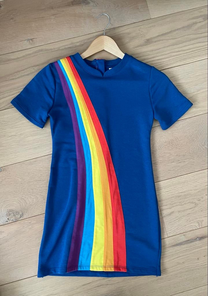 K3 Jurk Maat 140 met Regenboogprint, Kinderen en Baby's, Kinderkleding | Maat 140, Ophalen of Verzenden, Zo goed als nieuw, Meisje