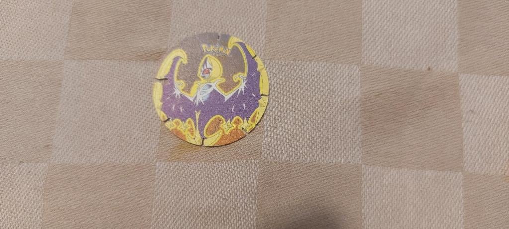 flippo pokemon chiki balls zeldzaam Lunala legendary, Verzamelen, Flippo's, Ophalen of Verzenden, Losse flippo's