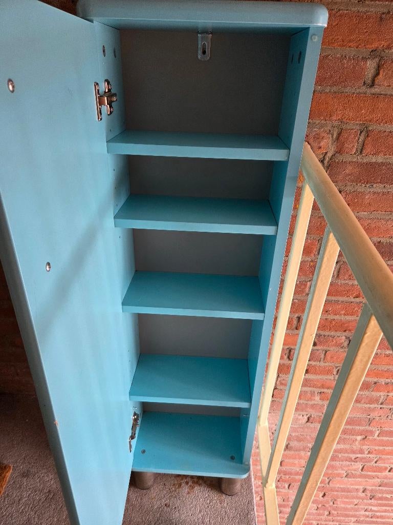 Malibu kast, Huis en Inrichting, Ophalen, Minder dan 50 cm, Gebruikt, Minder dan 25 cm