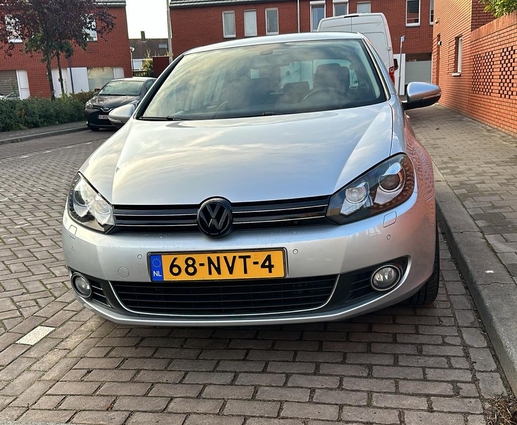 Volkswagen Golf 1.4 TSI Automaat (160 pk), 4 cilinders, 1400 kg, 5 stoelen, Voorwielaandrijving