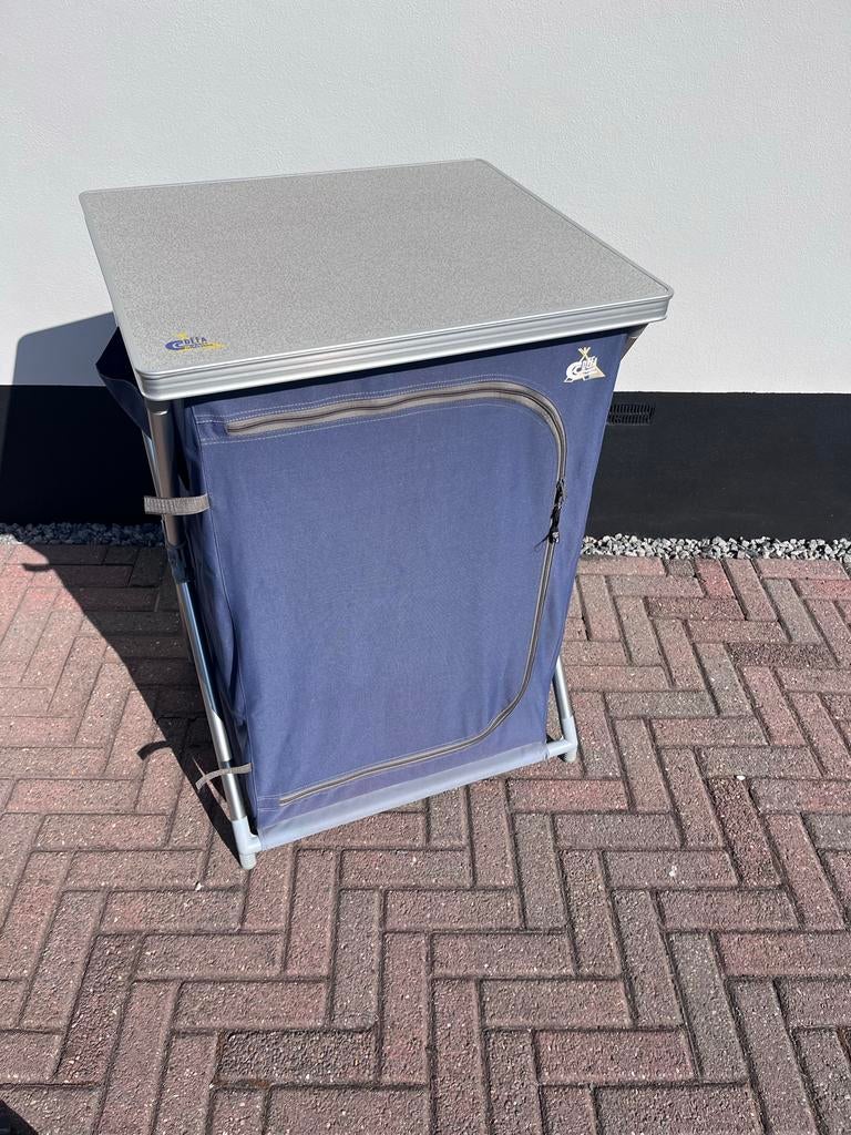Handige campingkast met tafelblad - Zo goed als nieuw, Ophalen, Zo goed als nieuw, Campingkast