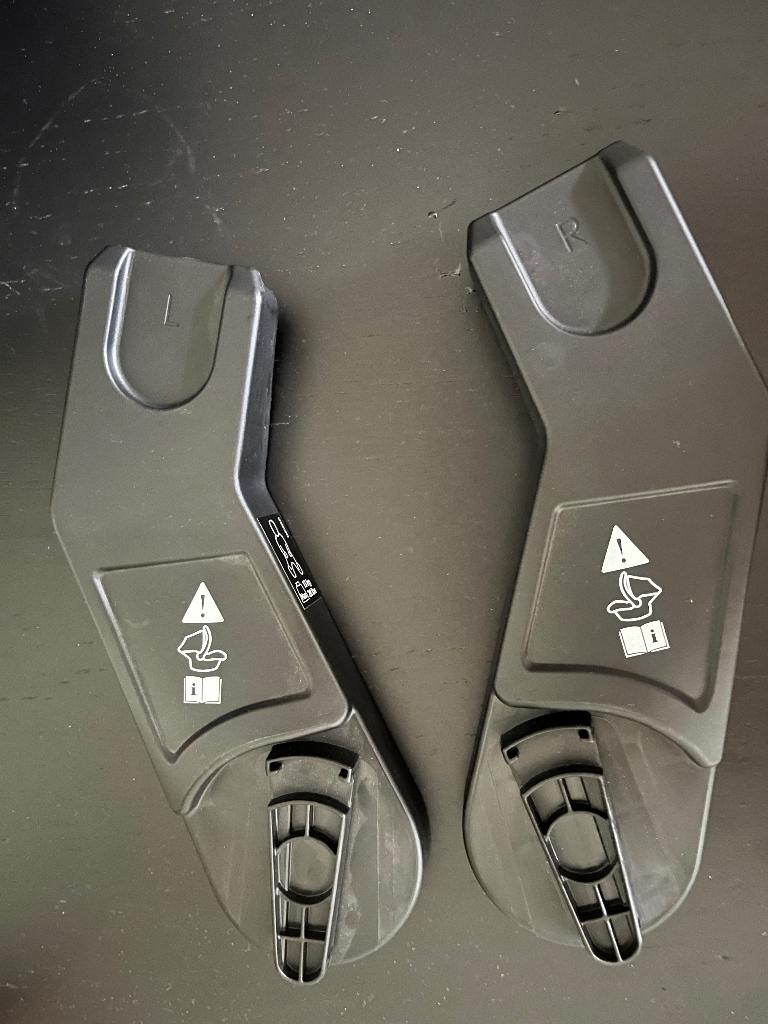 Nieuw: Thule Shine Car Seat Adapters - voor Maxi Cosi, Ophalen of Verzenden, Zo goed als nieuw