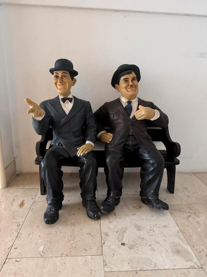 Uniek: Laurel & Hardy op Bankje - Vintage Decoratie, Antiek en Kunst, Kunst | Beelden en Houtsnijwerken, Ophalen