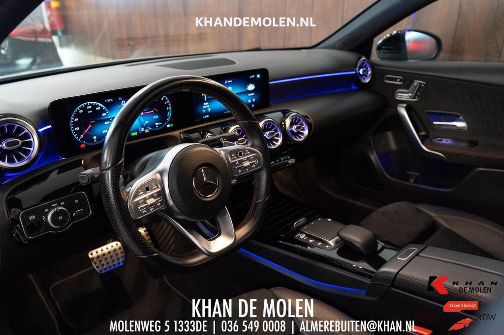 Mercedes-Benz A-klasse 250 e AMG Line Pano|Memory|Sfeer|Mult, Stof, Gebruikt, 4 cilinders, 16 kWh