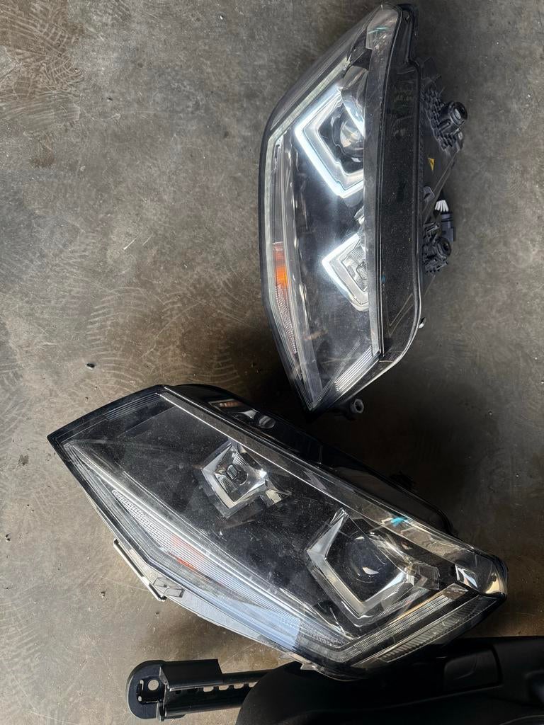 Volkswagen Caddy Xenon Koplampen - Set (Links & Rechts), Ophalen of Verzenden, Gebruikt, Volkswagen