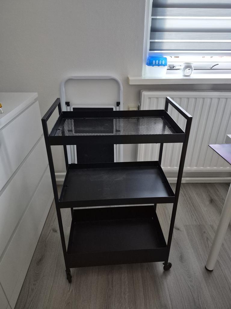 Ikea trolly - Zwart metalen opbergrek op wielen, Ophalen, Zwart, Zo goed als nieuw, Metaal