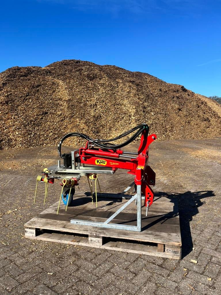 Kemp OKBZ Hydraulisch Zwenkbare onkruidborstel, Ophalen