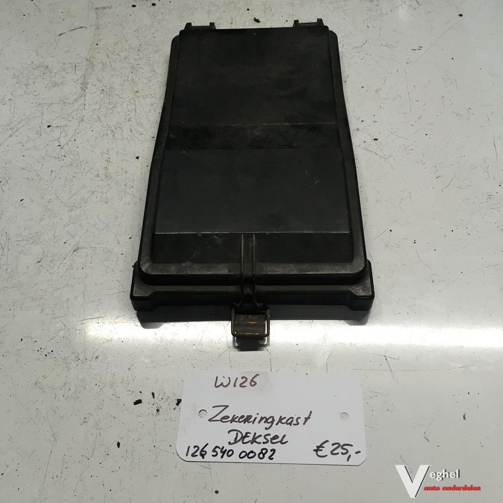 Mercedes W126 Zekeringkastdeksel 126 540 0082, Gebruikt, -, -, Ophalen of Verzenden