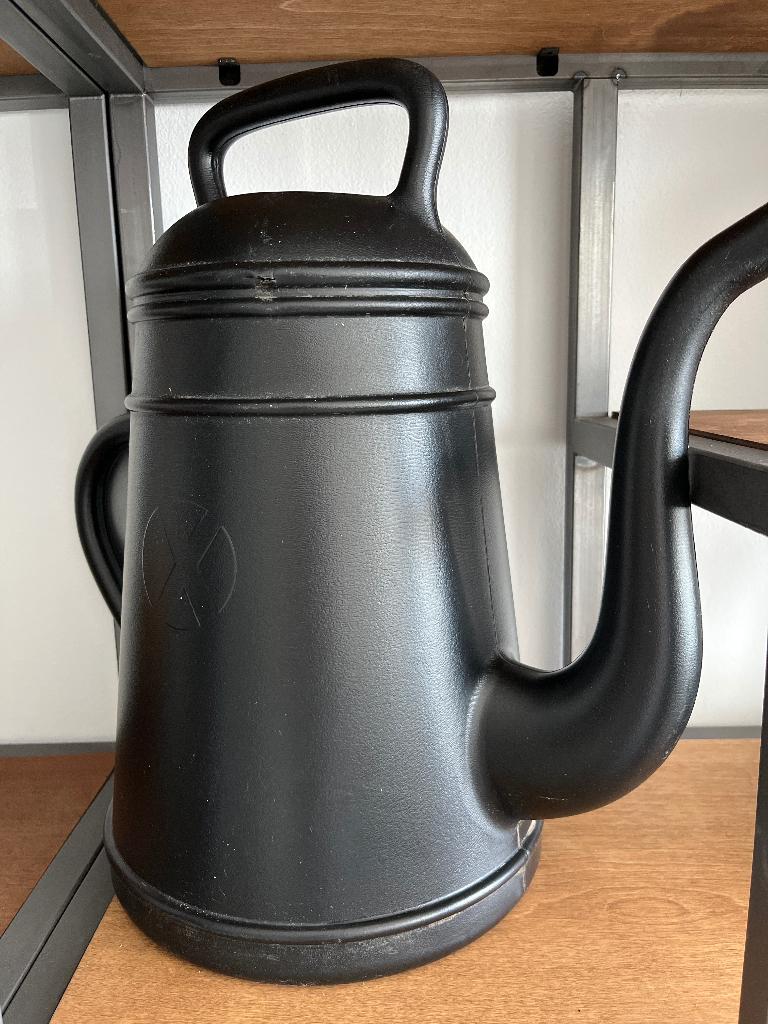 Xala Lungo Zwarte design gieter  12 L., Ophalen, Zo goed als nieuw, Kunststof