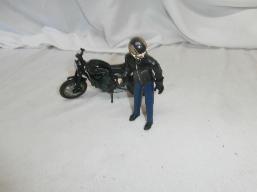 Bruder Ducati motor met motorrijder, Ophalen, Zo goed als nieuw