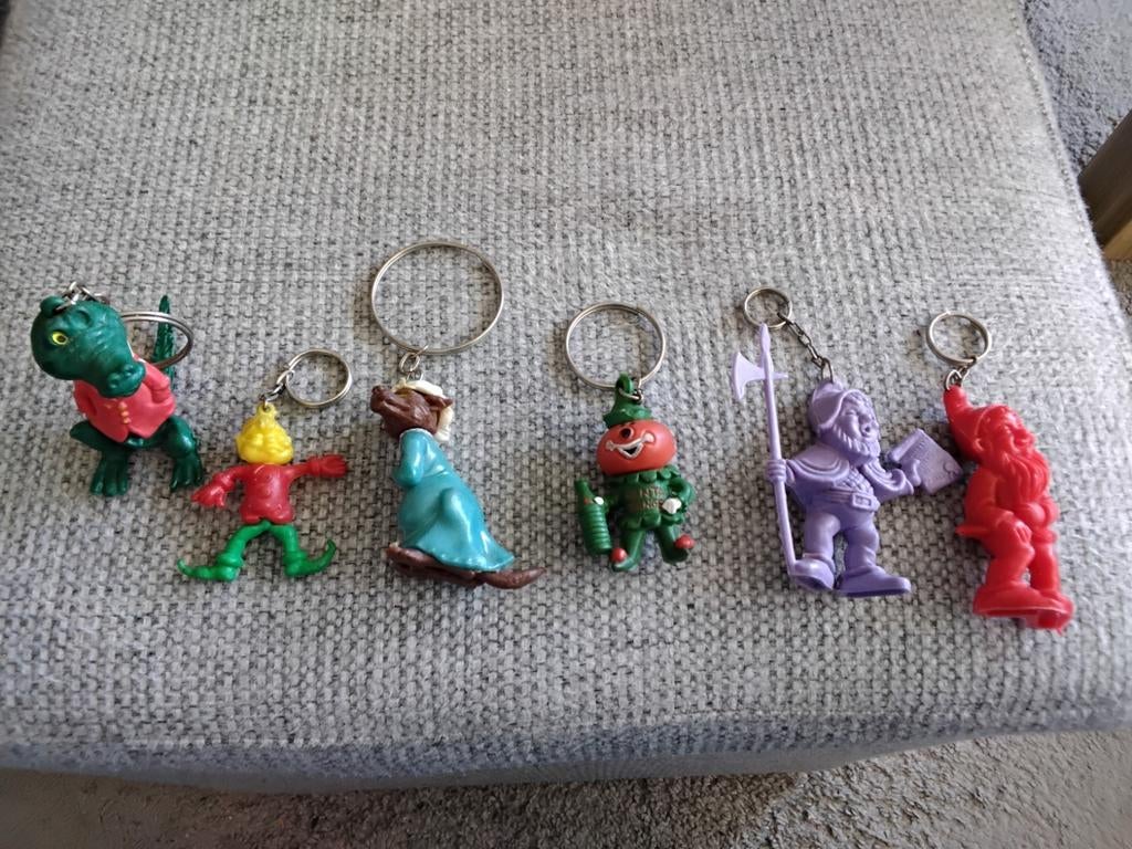 6 sleutelhangers  jaren 60 /70, Ophalen of Verzenden, Gebruikt