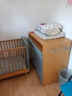 Ledikantje met commode en toebehoren, Ophalen