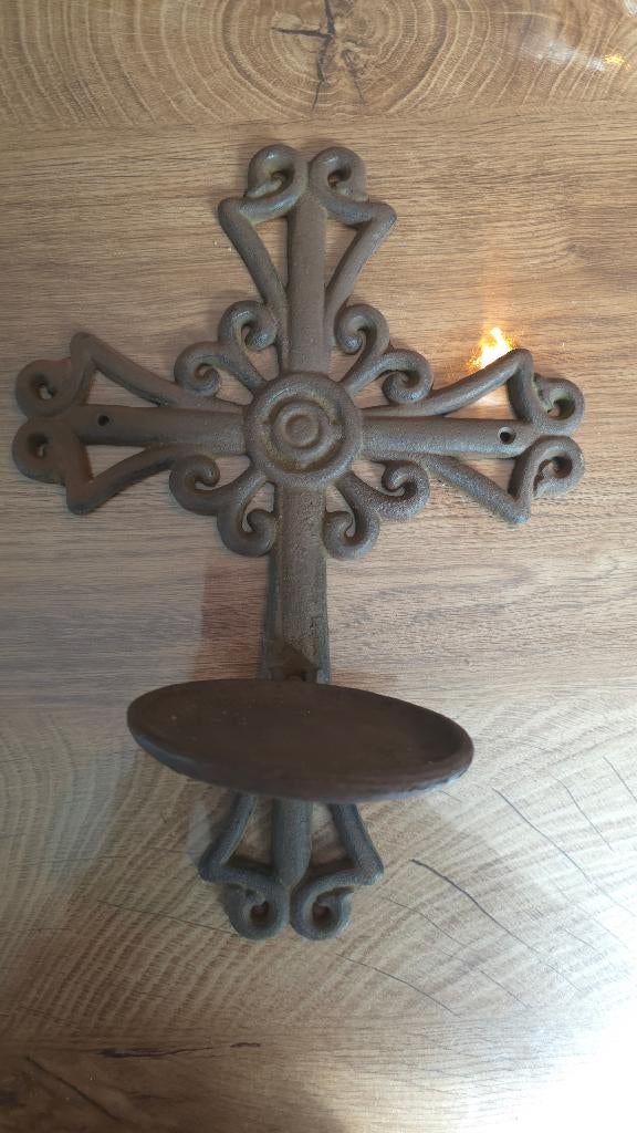 Gietijzeren Wandkandelaar Kruis, Antiek en Kunst, Curiosa en Brocante, Ophalen of Verzenden