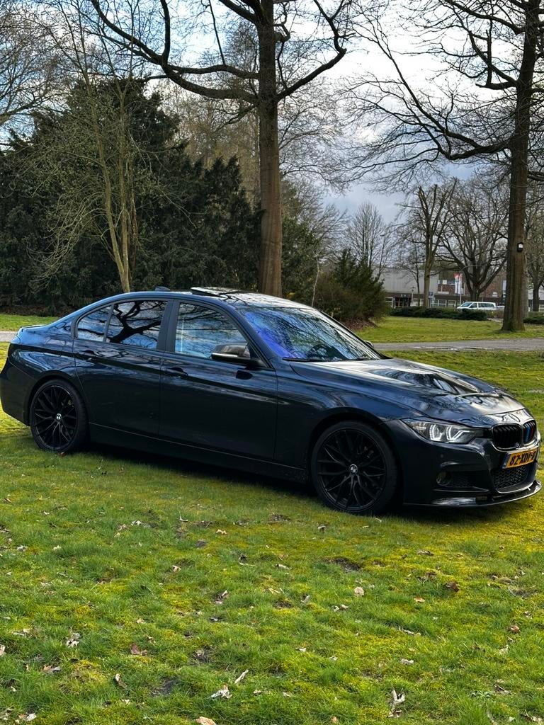 BMW F30 M Paket Stage, Achterwielaandrijving, 4 cilinders, Blauw, Origineel Nederlands