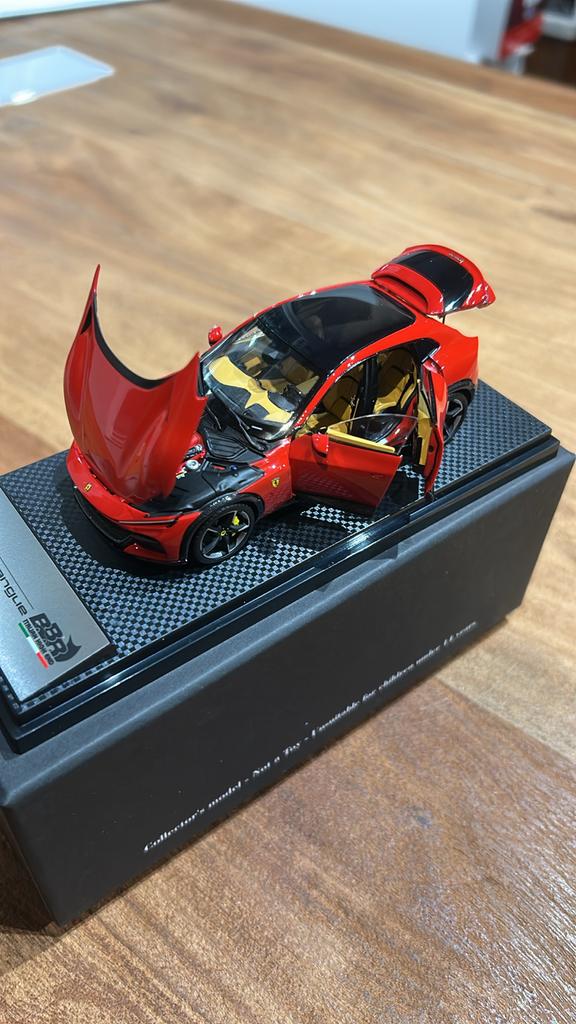 Ferrari Purosangue 1:43 BBR Rood & Zilvergrijs Nieuw, Ophalen of Verzenden, Nieuw, Auto, Overige merken