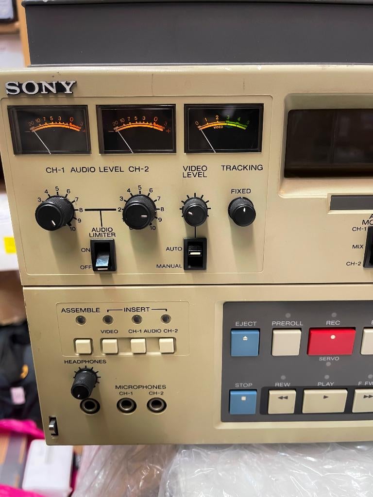 SONY V0-9850P Umatic video cassette recorder (werk perfect), N, Overige typen, Ophalen of Verzenden, Sony