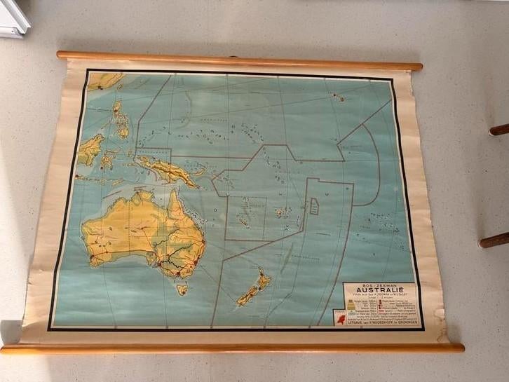 Vintage schoolkaart van Australië - linnen achterkant, Antiek en Kunst, Antiek | Schoolplaten, Ophalen of Verzenden, Aardrijkskunde