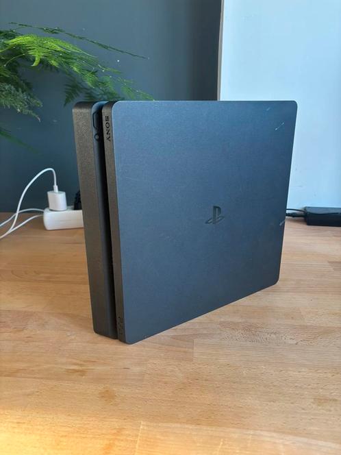 PlayStation 4 Slim (1 TB), ps4 controller, games, kabels, Spelcomputers en Games, Spelcomputers | Sony PlayStation 4, Gebruikt