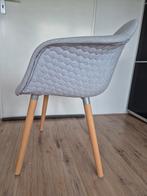 Keyva lichtgrijze stoel, Huis en Inrichting, Stoelen, Ophalen, Zo goed als nieuw, Grijs, Eén