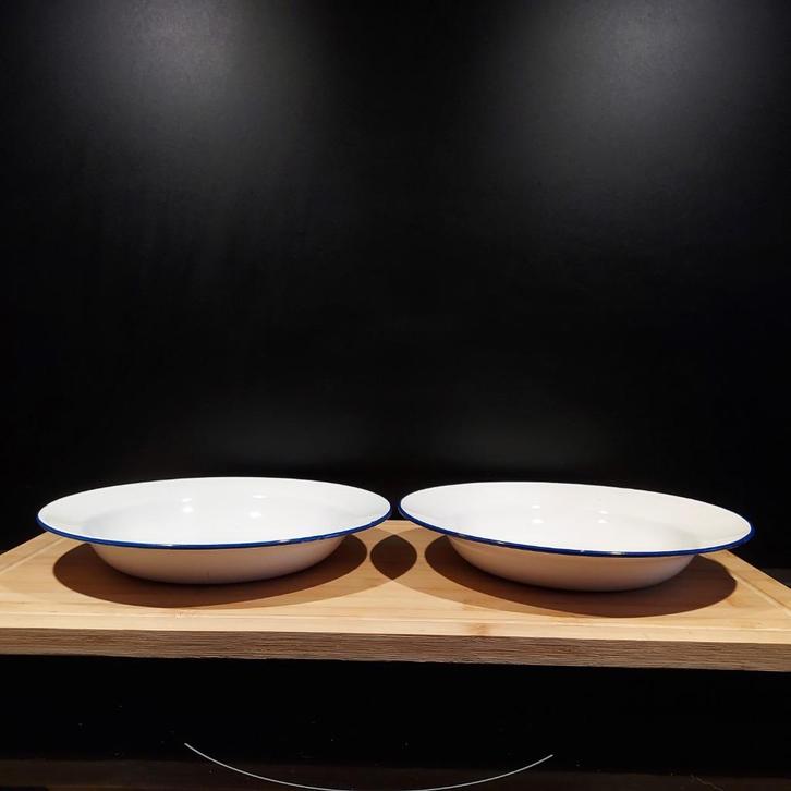 Emaille bord wit met blauwe rand NO 1 & 2, Antiek en Kunst, Antiek | Emaille, Ophalen of Verzenden