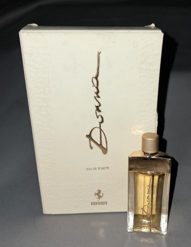 Volle parfum mini - Ferrari donna + doosje, Verzamelen, Parfumverzamelingen, Zo goed als nieuw, Miniatuur, Gevuld, Ophalen of Verzenden