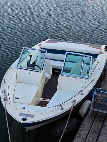 Bowrider opknapper  beschikbaar voor biedingen