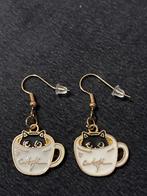 Oorbellen met kat in kopje, Overige materialen, Hangers, Zwart, Nieuw